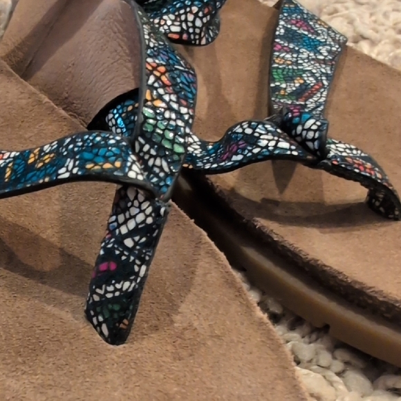 Sofft Black and Brown Sandals with Braided Straps - Picture 4 of 6